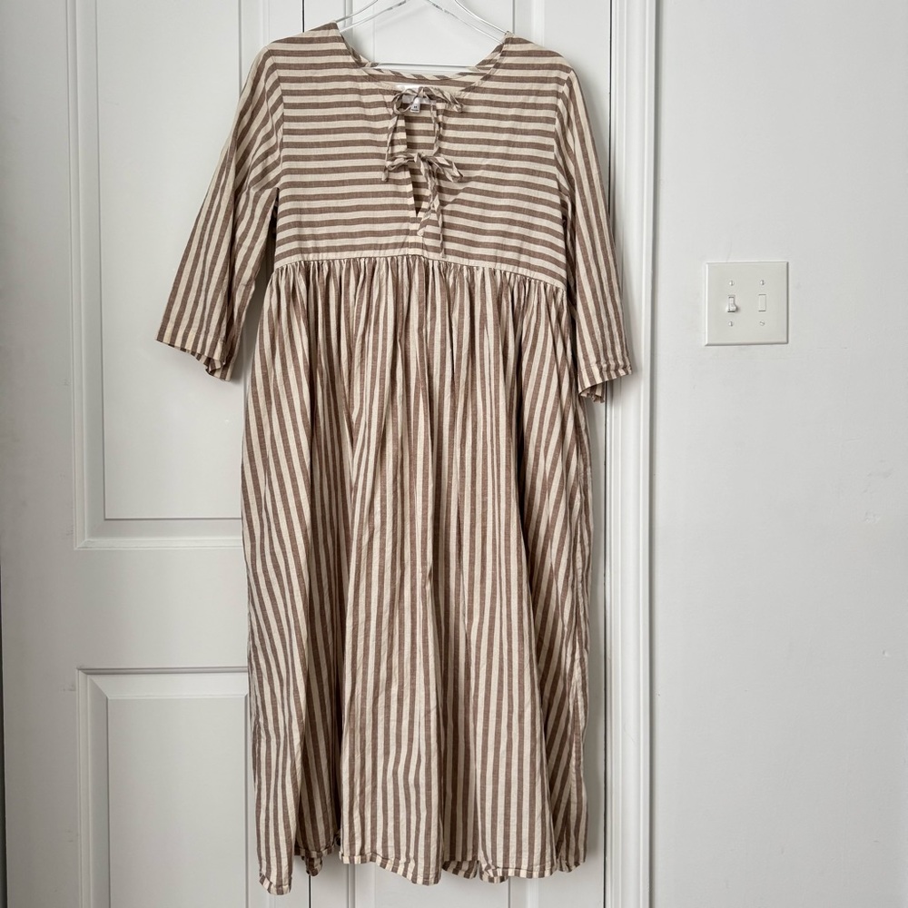 Tradlands Birdie Bell Sleeve Dress